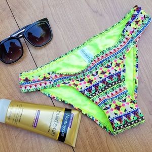 Sassy Print Bikini Bottom by Forever 21 NWOT